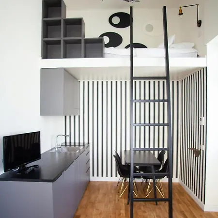 Loft Via Friuli 3pax - Wifi Milan
